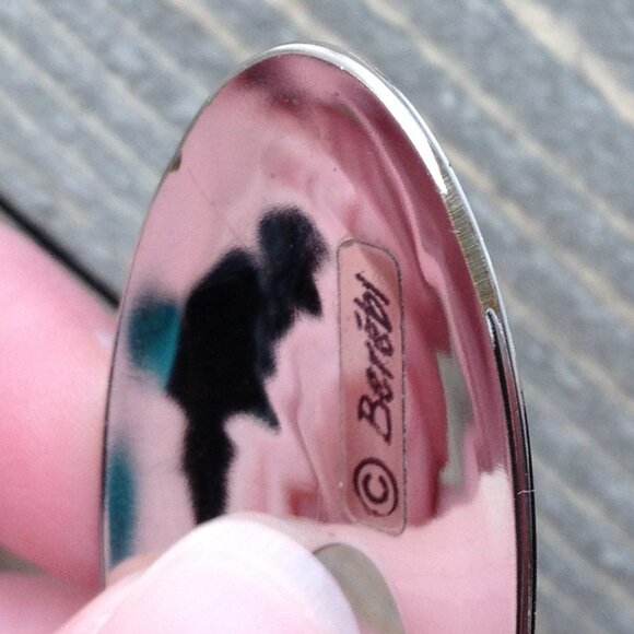 Vintage Edgar Berebi Oval Tropical Red Green Enamel Silver Tone Drop Earrings - Picture 6 of 7